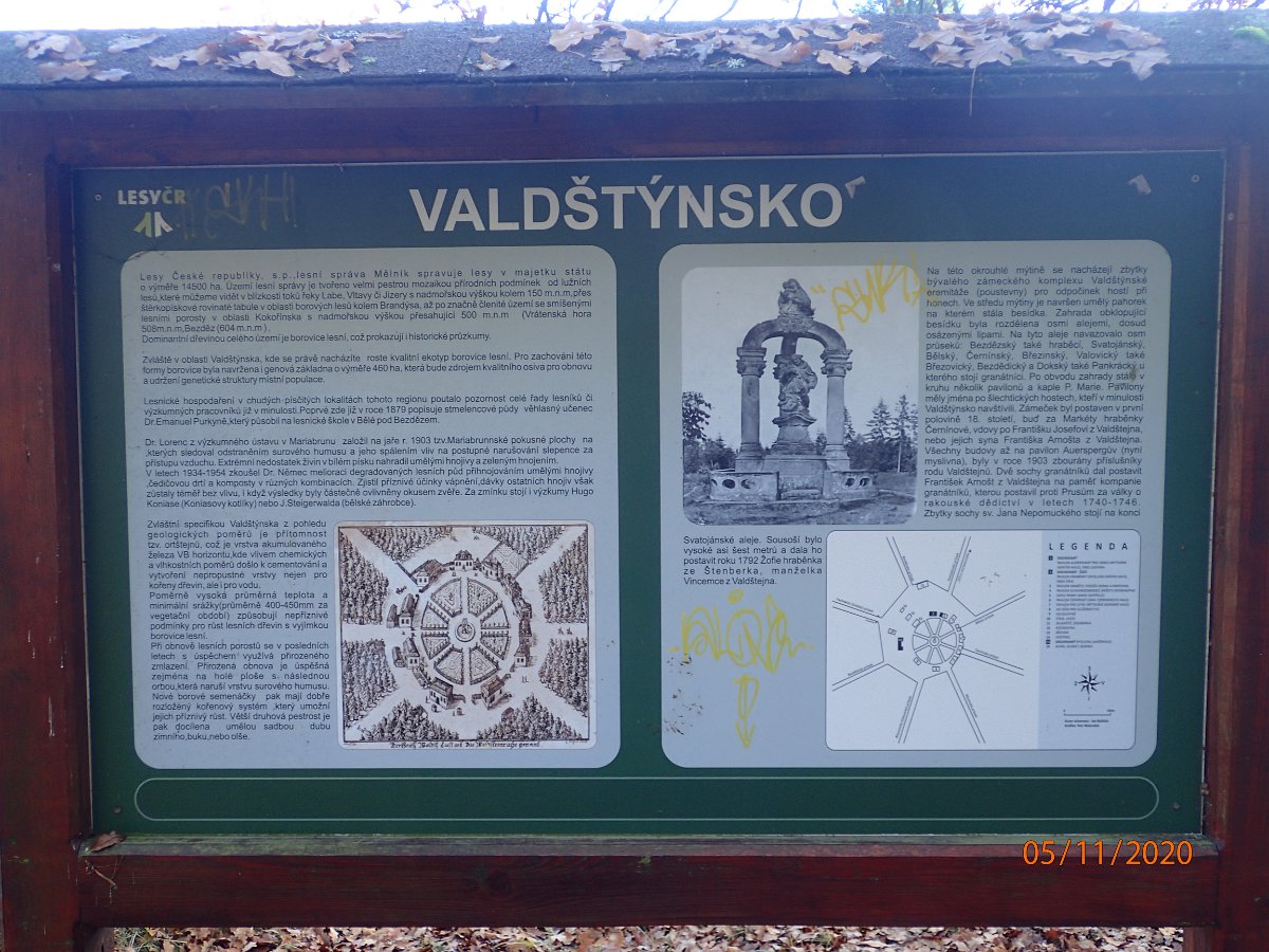 PB053922.JPG