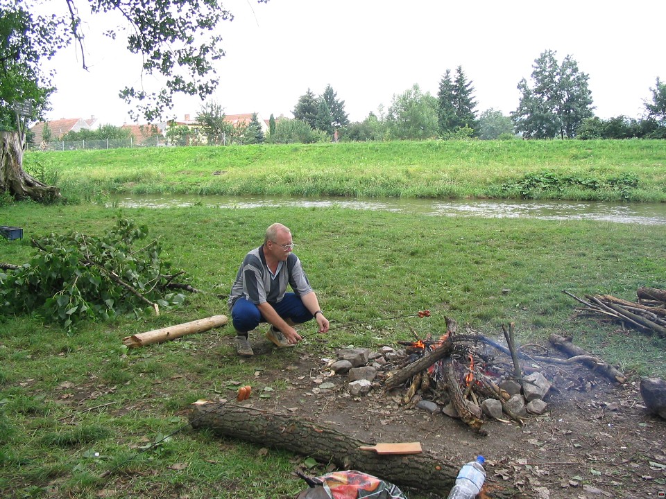 img00077.jpg